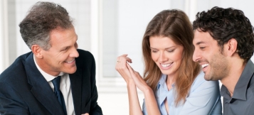 Beratungsgespräch bei einer Immobilienfinanzierung - Ratgeber & Tipps