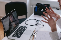 Umzugskosten vom Jobcenter: Wann das Amt den Umzug übernimmt