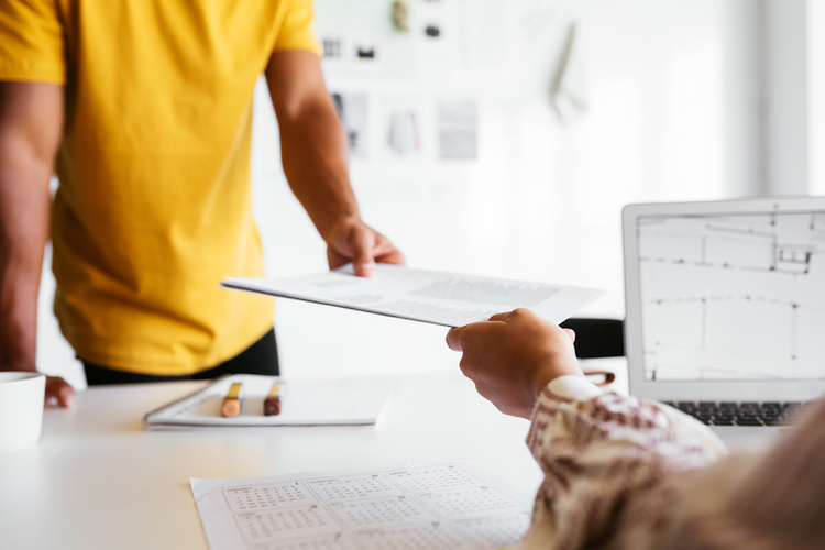 Grunddienstbarkeit wird in Grundbuch vertraglich festgehalten