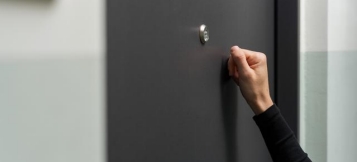 Wohnungszutritt hartnäckig verweigert 